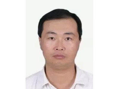 費立新 (1)